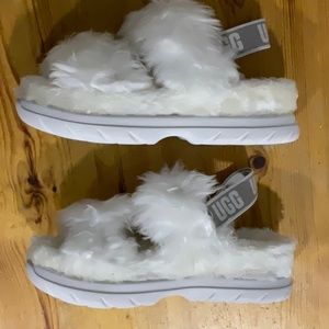 NEW UGG Slides.Fluff Sugar RN88276 White:. 2” platform Size: Women’s 9. Unworn.